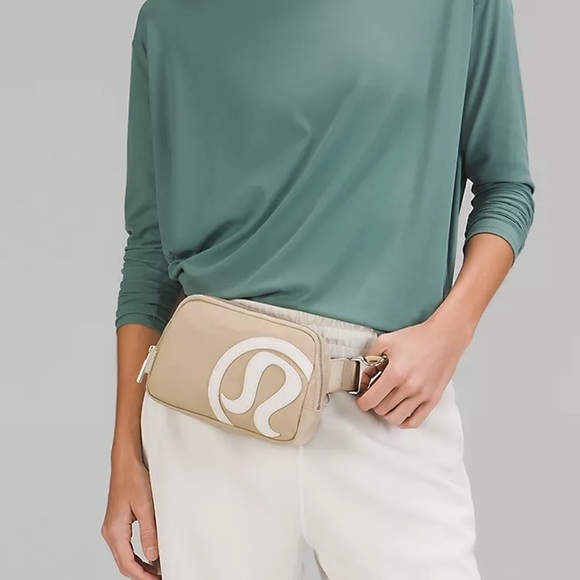 Lululemon Everywhere Belt Bag 1L - White Opal - lulu fanatics Lululemon Logo Everywhere Belt Bag 1L ColourTrench/White Opal NWT